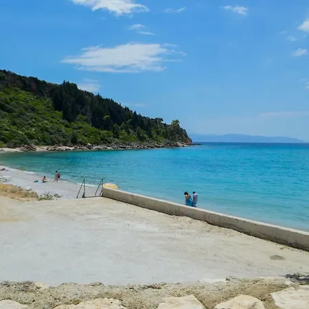 בית נופש Beachfront Katerina Mare Retreat *